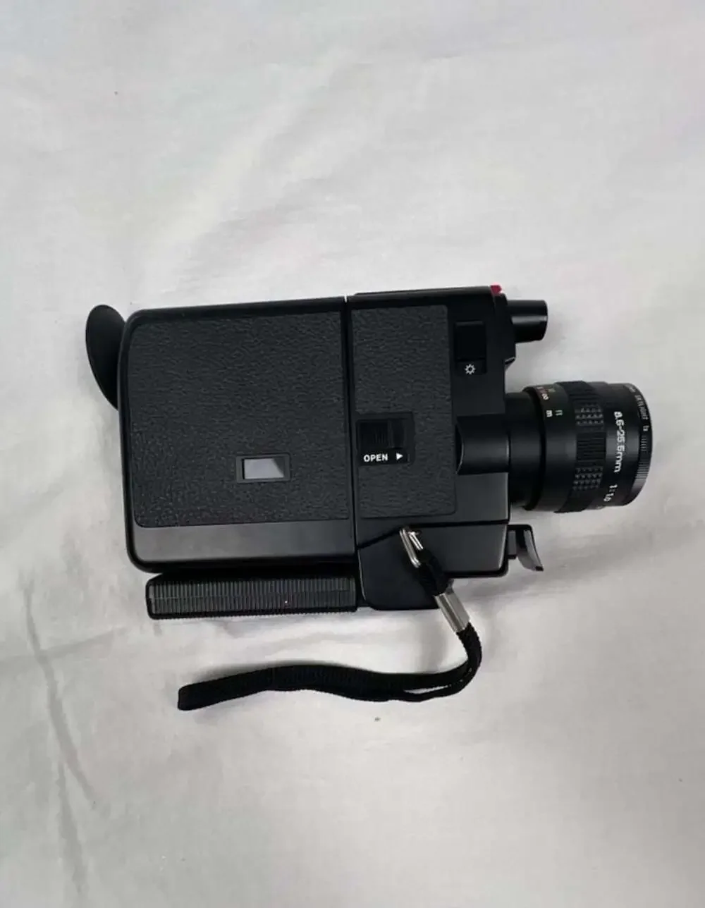 Canon 310XL Super 8 Film Camera with 8.6-26.5mm f/1.0 Macro Zoom Lens